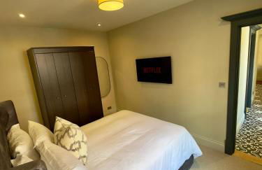 Macbeths Corner - Luxury Apartment with Private Parking - Foto 13