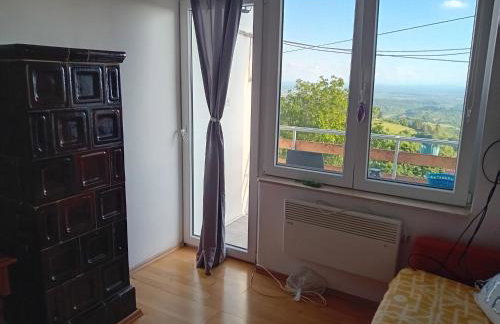 Plesivica Hillside Holiday Home with Hot -Tub - Foto 36