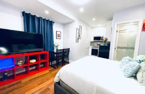 Downtown City Hall close by Kimmel Center Suite - Photo 8