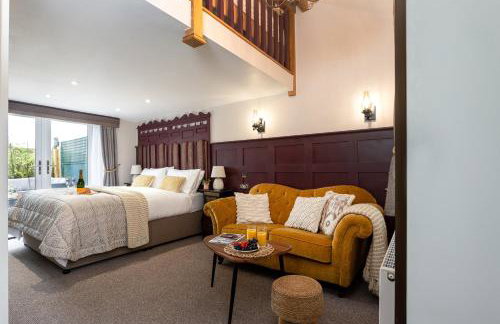 Scenery Hill Hideaways The Coach House Charming Retreat with Jacuzzi and BBQ Hut Near the Lake District - Foto 48