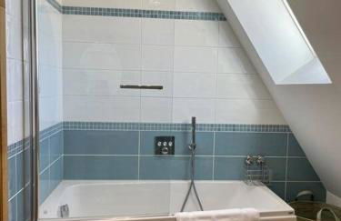 Charming 19th Century Farmhouse with Pool - Foto 36