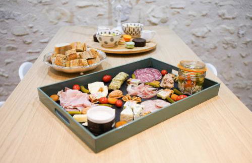 Les Charmes du Lac Gite Romantique avec jacuzzi privatif - Foto 12