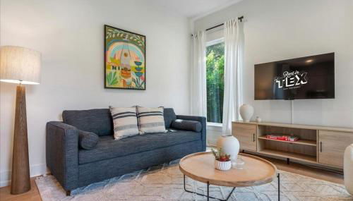 Modern Family Comfort 2BR 2 5BA Sleeps 6 - Foto 3