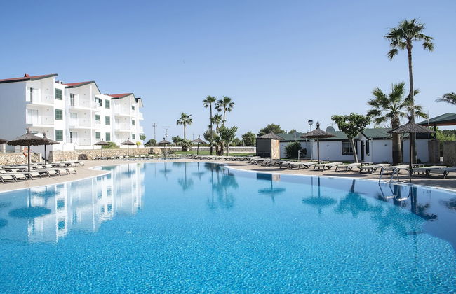 Pierre & Vacances Menorca Cala Blanes - Foto 1