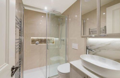 South Kensington Luxury Apartment Balcony, Museums & Heathrow 30min - Foto 6