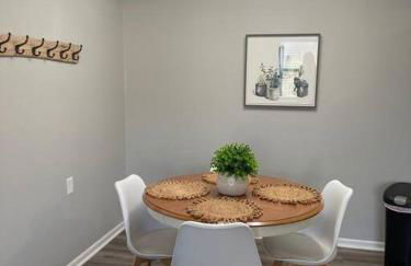 The Delores - 2 Bedroom Apt in Quilt Town, USA - Foto 6