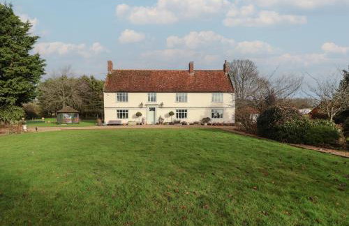 Winston Hall - Photo 1