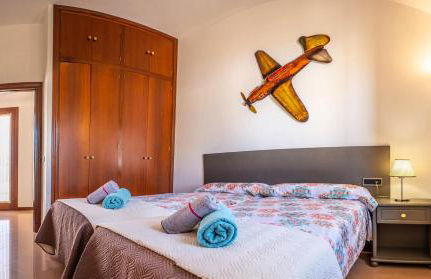 Elegant Villa in Ciutadella de Menorca with Private Pool - Photo 8