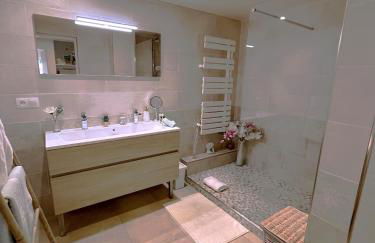 Appartement Cosy Calme Central-Terrasse Proche Palais - Foto 18