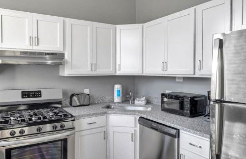 Beautiful Rehabbed Unit in Shaw Community 4228a - Photo 7