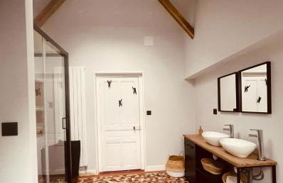 Charmante maison bourguignonne avec grand jardin et parking - Foto 16