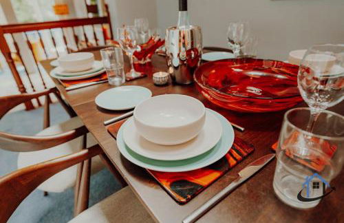 Unique Boathouse, detached free parking x4 cars - Foto 4