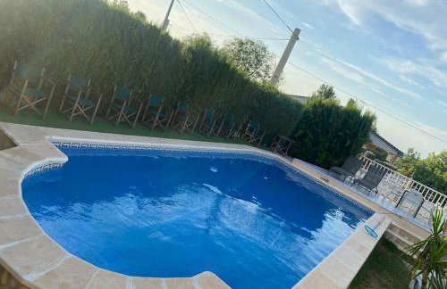 Encantador alojamiento con acceso a piscina compartida - Photo 13