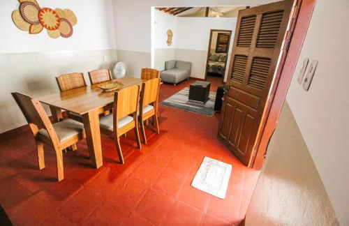 Casa Azul - Aconchego na Broadway a Poucos Metros da Praia - Foto 4