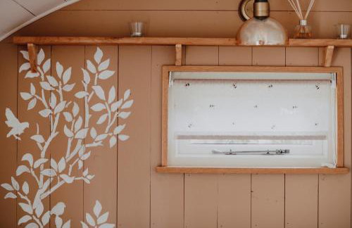 Harrys Hideout - Shepherd's Huts at Harrys Cottages - Foto 10