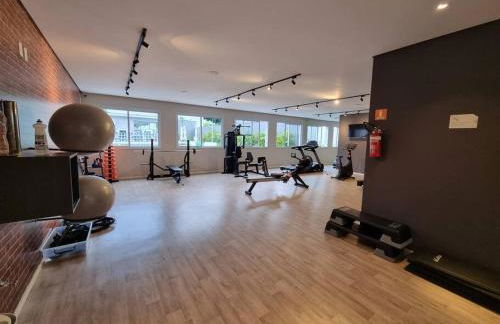 Ap10 Prático, confortável com wifi, piscina, rooftoop e academia em frente ao Metrô - Photo 22