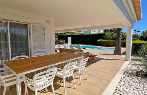 Stunning 4-Bedroom Villa With Pool - Perfect For Families - Foto 9