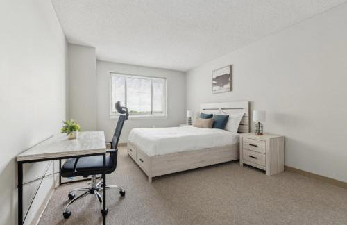 Legacy at Imperial Village 1108 I 1 Bed 1 Bath - Foto 1