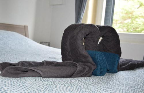 Élégant T2 à Bron, Tramway à 2min, Box Parking, 4Personnes - Foto 33