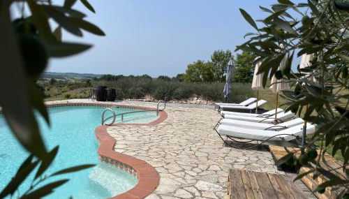 Ferme domaine de Maurel - Foto 2, Garden, sunbed, Garden view