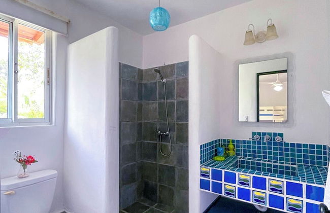 Beach Villa in El Portillo Sleeps 12 - Foto 51