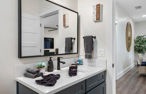 Luxury Stay Heated Pool and Hot Tub Fenced Yard - Foto 39