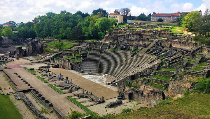 Tour privado de Lyon en la colina de Fourvière - 2 horas - Foto 1