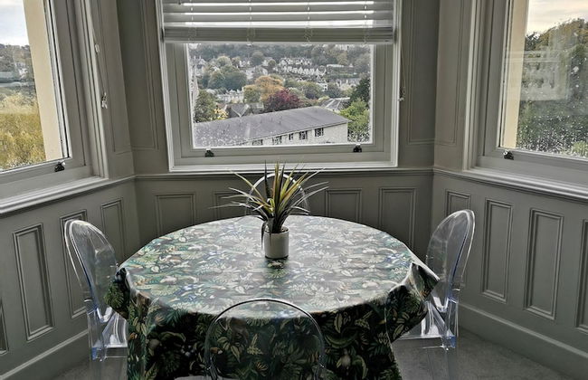 Upmarket 2 Bedroom Apartment With sea Views - Foto 7