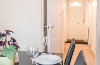 Serviced 4 Beds Contractors Accommodation in Sheffield 3 Parking Spaces - Photo 13