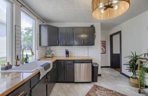 New 5BD Near UNL & DT | Poker Table & Games - Foto 29