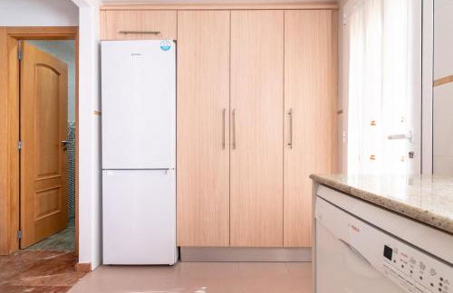 Casa Grande con Piscina Barbacoa cerca de la Playa con Aire Acondicionado Centralizado - Photo 20