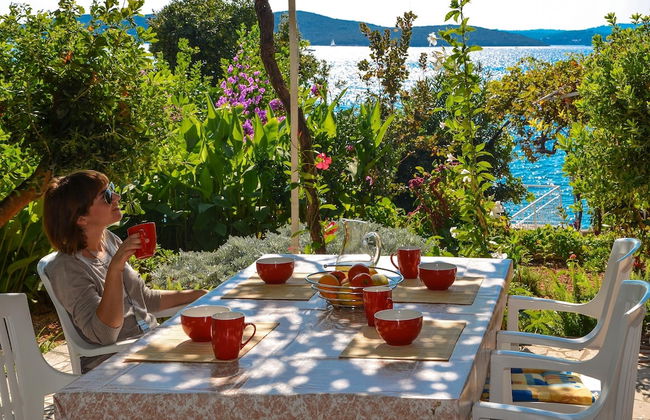 Holiday Home Barbie - Photo 24