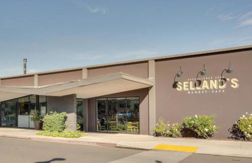 Modern Artist Loft Canvases Coffee and Comfort - Foto 17