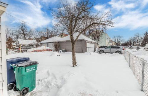 The Paradise House steps from the Heart of Hertel - Foto 37