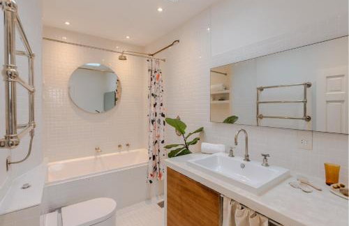 Beautiful 2 Bedroom Roof Top Apartment - Foto 8
