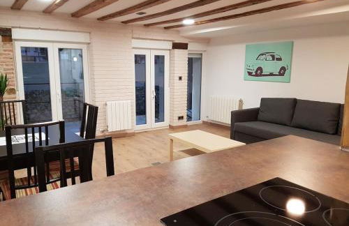 GUMERFLAT PATIO-Yaard, Parking &, WiFi Fibra Free, Downtown - Foto 37