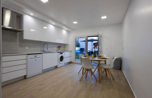 Casa Férias com Piscina Aquecida e Suítes Privadas - Foto 26