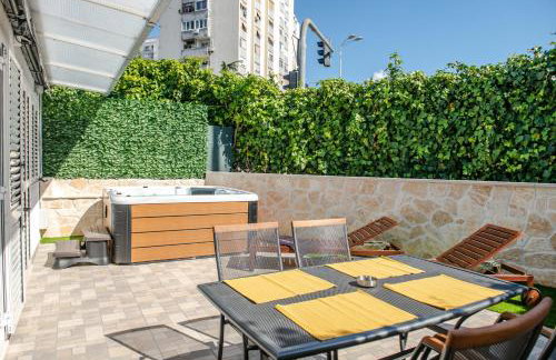 Apartment Pebbles - With Jacuzzi - Photo 6