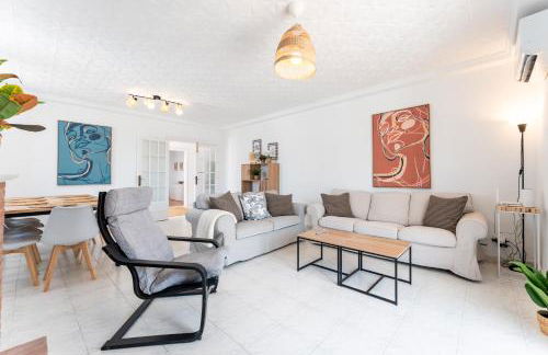 VB Villa Coto 7BR w Pool & Views - Photo 22