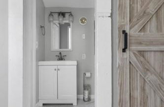 Cottontown 3BR - Mins to USC - Foto 29