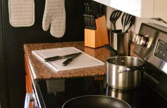 McKinley House Prime - Pool, Patio and Garage - Photo 13