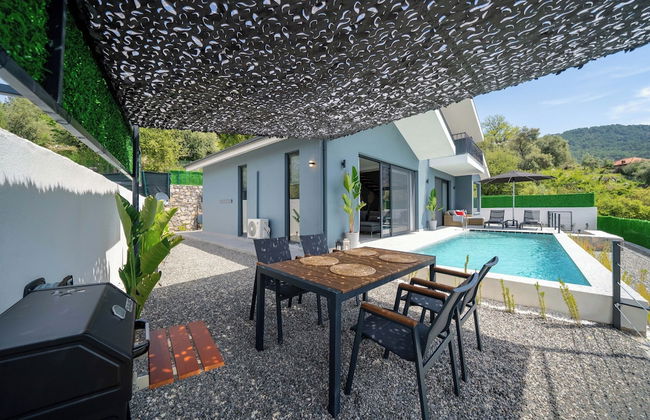 Villa Oxy & Seaview & Private Pool & Indoor Heated Pool - Foto 27