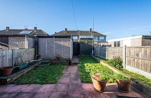 Cozy 3 Bedroom House in Aveley, Thurrock - Foto 26