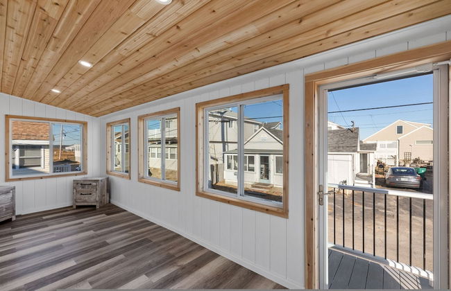 Modern Cottage Perfect For Winter Rental - Photo 9