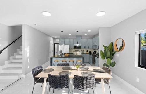 Spacious 4-BR House W Free Parking - Foto 6