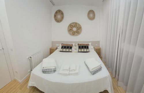 Denia, apartamento a estrenar con jardín privado, piscina y vistas al mar - Photo 10