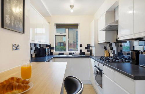 Modern Central London 3BR Flat Near O2 - Sleeps 8 - Foto 6