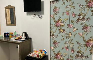 Airport Air Terminal 21 - Photo 23