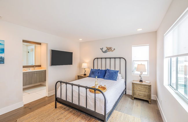 Seaside Style by Avantstay Rooftop Walk to Beach Chic Design - Photo 15