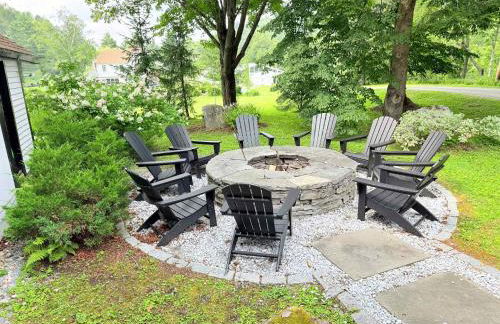 The Manor-Stunning Modern Farmhouse with Hot Tub - Foto 11